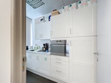 Kantoor + magazijn te huur in Strombeek-Bever