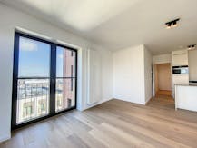 Appartement 1 slaapkamer op 10de verdiep naast Tour&Taxis