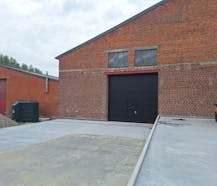 Loods van ca. 620m² te huur in Lendelede