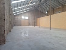 Loods van ca. 620m² te huur in Lendelede