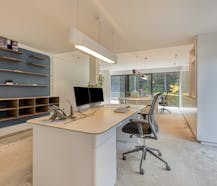 Instapklaar kantoor te huur op toplocatie in Roeselare