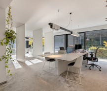 Instapklaar kantoor te huur op toplocatie in Roeselare