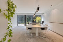 Instapklaar kantoor te huur op toplocatie in Roeselare 