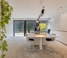 Instapklaar kantoor te huur op toplocatie in Roeselare