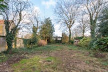 Te renoveren herenwoning te koop te Gistel