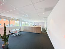 Gelijkvloers kantoor te huur in Ieper