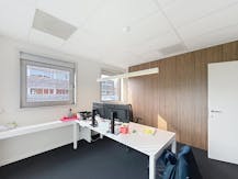 Gelijkvloers kantoor te huur in Ieper