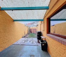 Woning met 2 slaapkamers en stadstuin te huur in Veurne