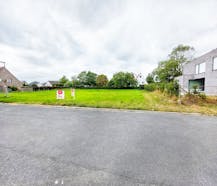 Bouwgrond te koop in rustige woonbuurt in Beveren (Roeselare)