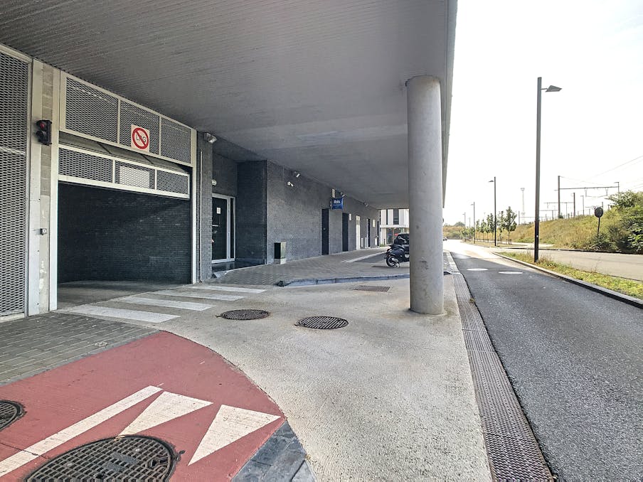 Ondergrondse staanplaats (nr. 80) in afgesloten complex centrum Brugge