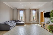 Handelshuis met café en feestzaal + bouwgrond te koop in Tongerlo 