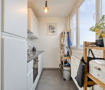 Instapklaar 2-slaapkamerappartement te koop in Berchem