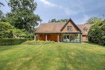 Karaktervolle villa te koop op een unieke ligging