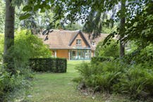 Karaktervolle villa te koop op een unieke ligging