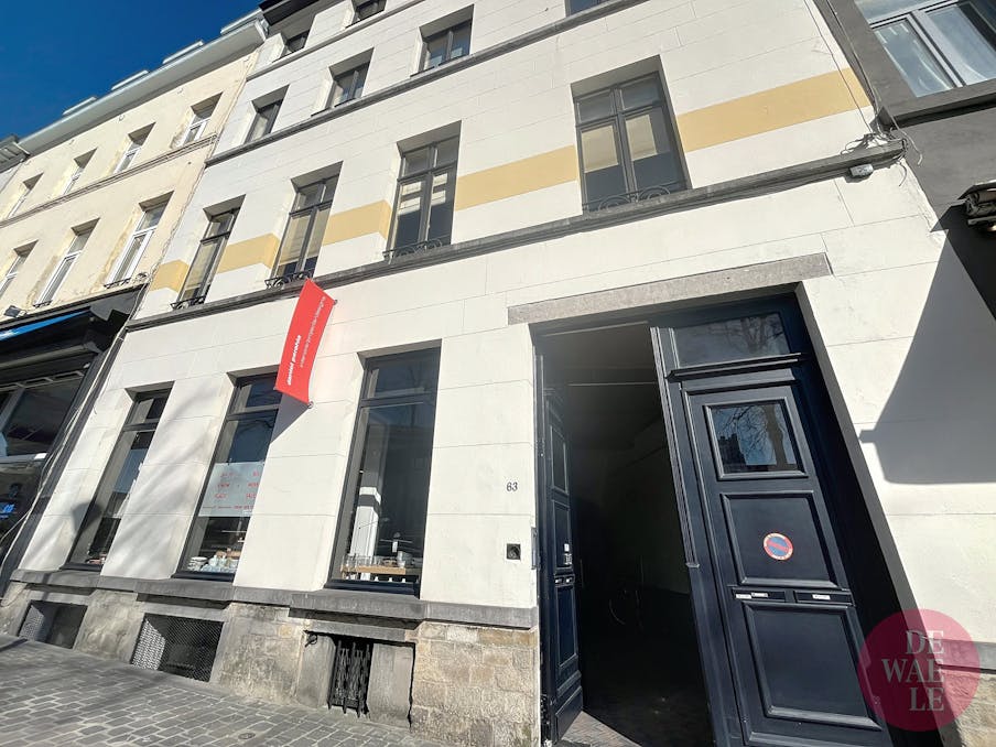Sint-Katelijne | Handelspand/kantoor – 140 m² + kelder 35 m²
