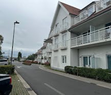 Drie staanplaatsen te koop aan ibis hotel.