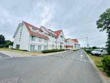 Drie staanplaatsen te koop aan ibis hotel.