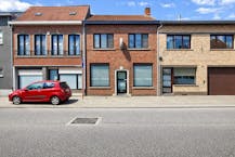 Te renoveren winkel of woning