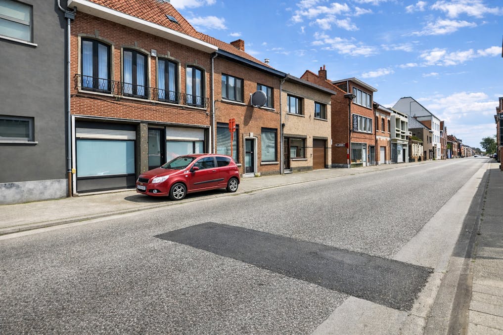 Te renoveren winkel of woning