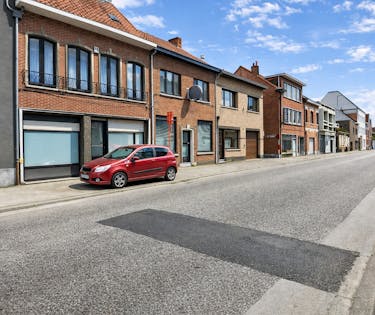 Te renoveren winkel of woning