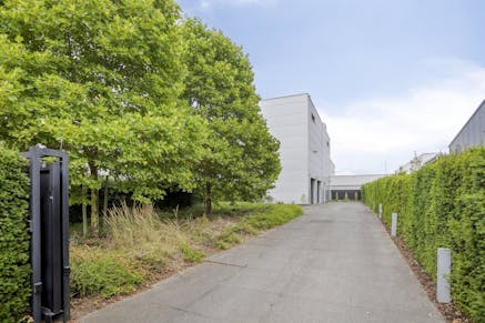 Bedrijfsgebouw te koop Lanklaar