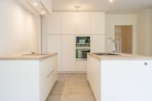 Recente woning met 3 kamers en carport te huur in Marke