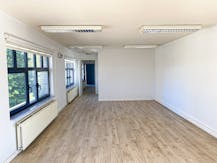 Kantoor van ca. 63 m² op tweede verdiep te Roeselare