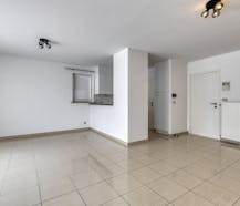 Gelijkvloers appartement met terras te koop in Waregem