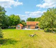 Exclusief landhuis op +/- 8000 m²: de synthese van rust en ruimte