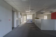 Kantoorgebouw te koop op 1e verdieping in Harelbeke