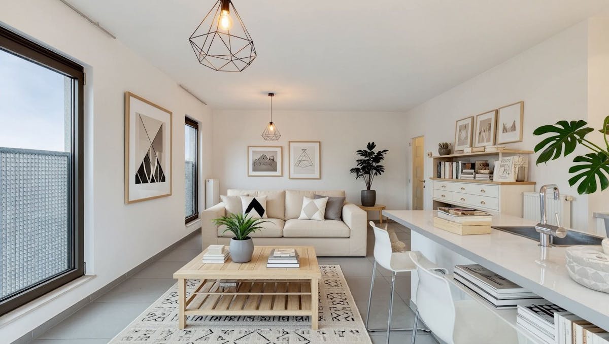 Ruim 3 slaapkamer appartement met terras te koop in Gent