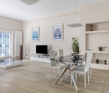 Duplex apartment 2 bedrooms in Brussels Rue Royale