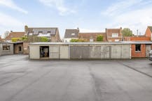 Woning met bedrijfsgebouw  te koop in Sint-Andries