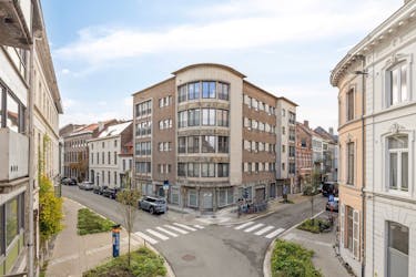Gelijkvloers appartement op toplocatie te koop te Gent