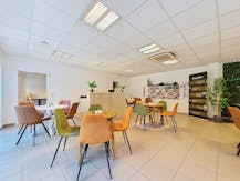 Instapklaar handelspand (94 m²) met parking te huur in Gent