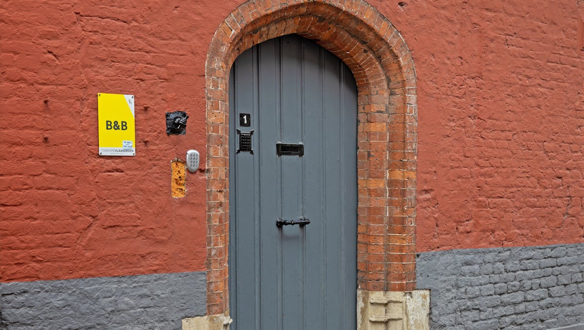 Stijlvolle herenwoning met B&B-potentieel in Brugge (Sint-Anna)