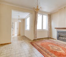 Rijwoning met 3 slaapkamers en terras te koop in centrum Brugge