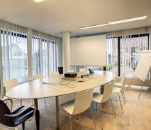 Kantoor te koop van ca. 471 m² in Roeselare