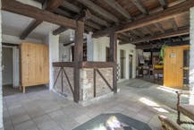 Te renoveren handelspand te koop in Bellegem