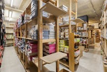 Exceptional commercial property with spacious warehouse in Deinze