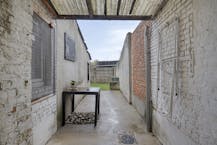 Te renoveren huis te koop in Niel