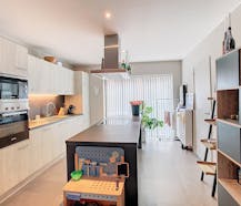 Woning met garage en 3 slaapkamers te huur!
