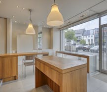 Prachtig handelspand met woonst te koop op de Grote Markt