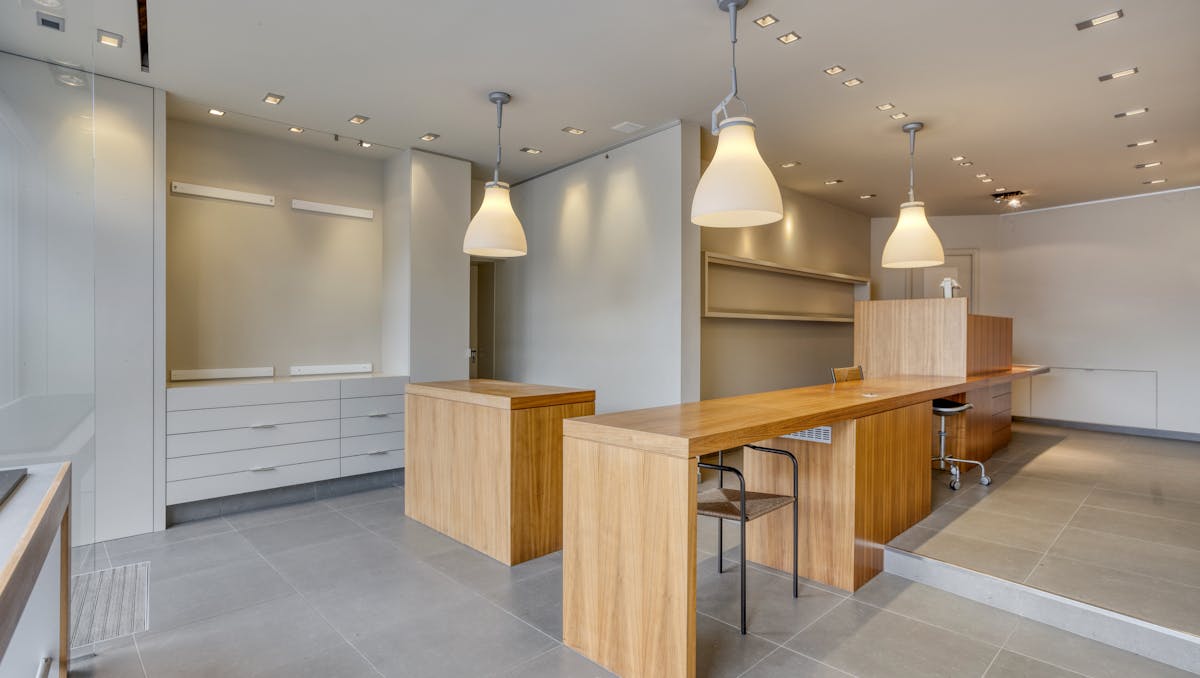 Prachtig handelspand met woonst te koop op de Grote Markt