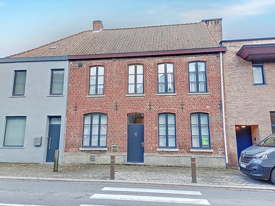 Ruim huis te huur in het centrum van Anzegem