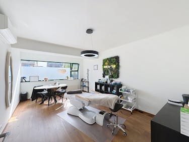 19m2 practice room/office at a prime location in Sint-Kruis