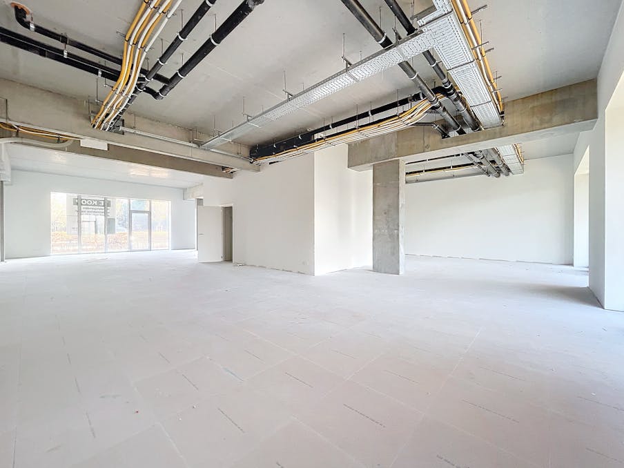 Nieuwbouw handelspanden (92 m² - 331 m²) in centrum Lokeren