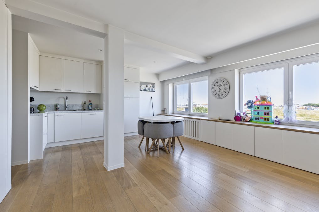 Instapklaar twee slaapkamer appartement te koop in Zeebrugge