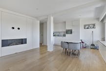 Instapklaar twee slaapkamer appartement te koop in Zeebrugge