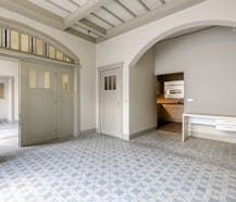 Karaktervolle woning met handelsruimte te Ardooie.